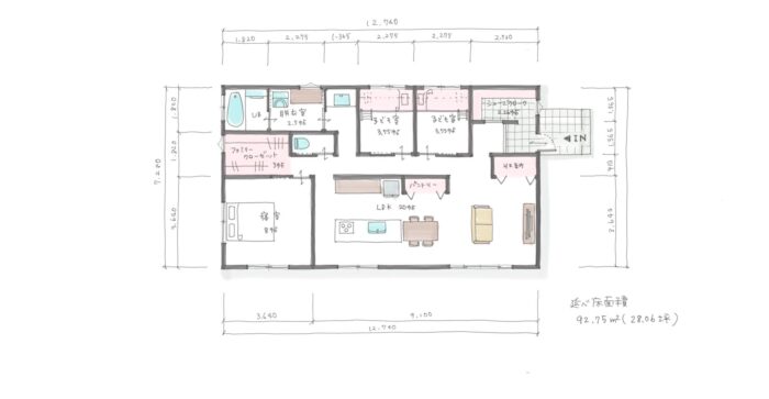 平屋の間取り　4人家族　3LDK　28坪　シューズクローク（家族用玄関）