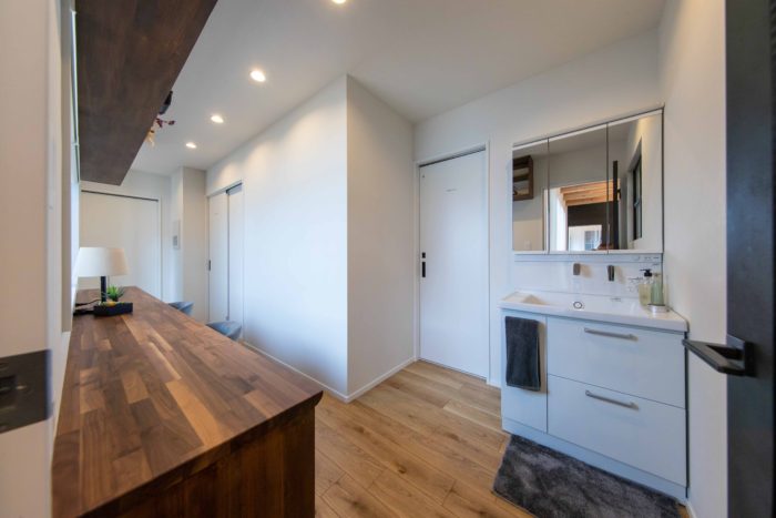 中庭付き平屋のワークスペース　飯田市下伊那郡の施工事例