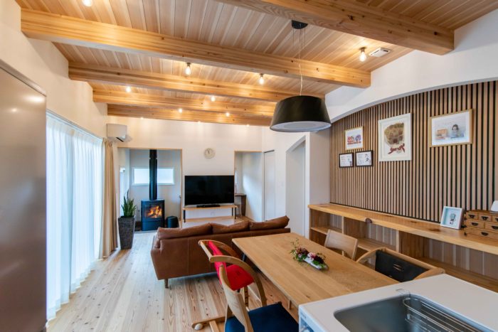 リビングと薪ストーブ