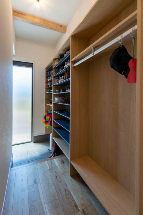 平屋のシューズクローク 飯田市の施工事例