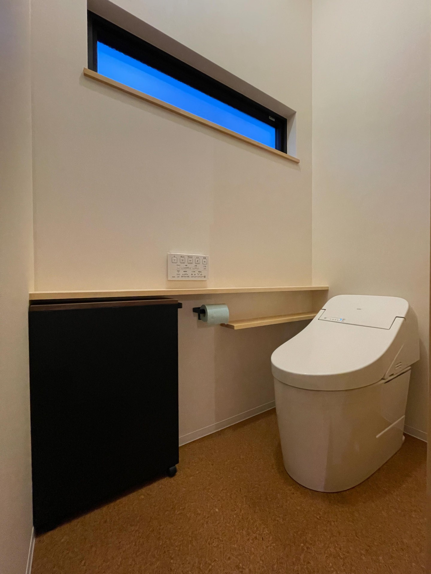 トイレ収納をスッキリ