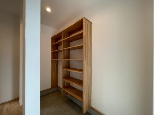 四季を感じられる中庭の家